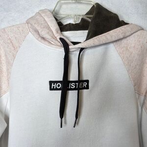 Hollister Women's White and Pink‎ Long Sleeve Hoodie Y2K Size Medium